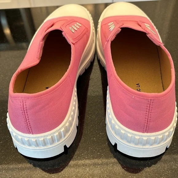 NWOT Pink Platform Sneakers - Picture 3 of 6